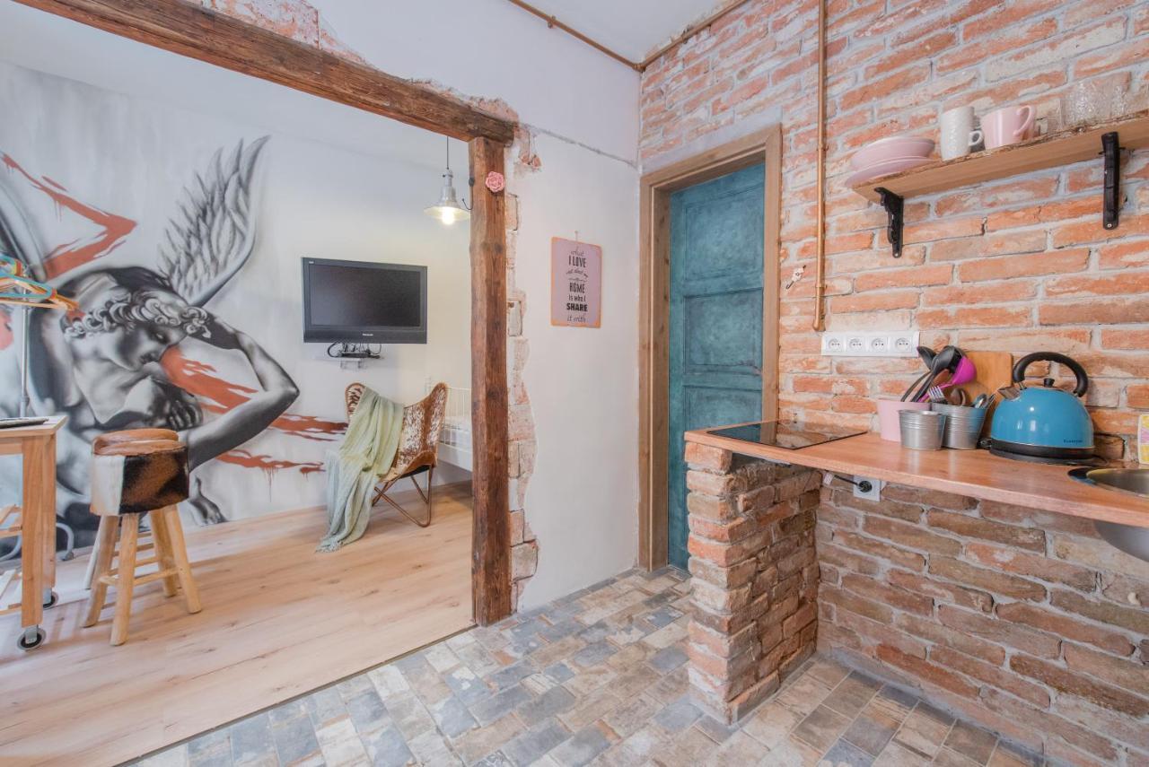 Accommodation At The Zeus Apartment Bratislava Ngoại thất bức ảnh