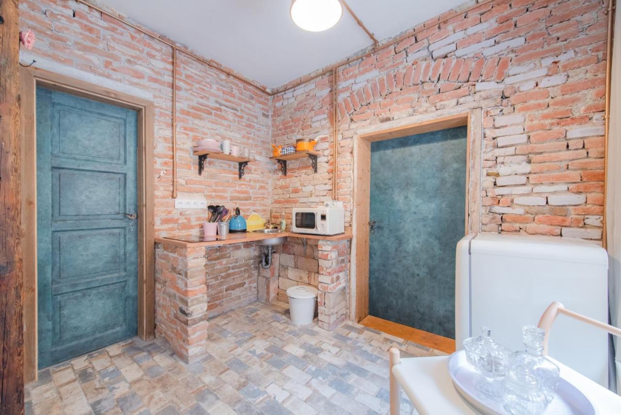 Accommodation At The Zeus Apartment Bratislava Ngoại thất bức ảnh