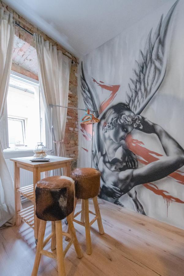 Accommodation At The Zeus Apartment Bratislava Ngoại thất bức ảnh