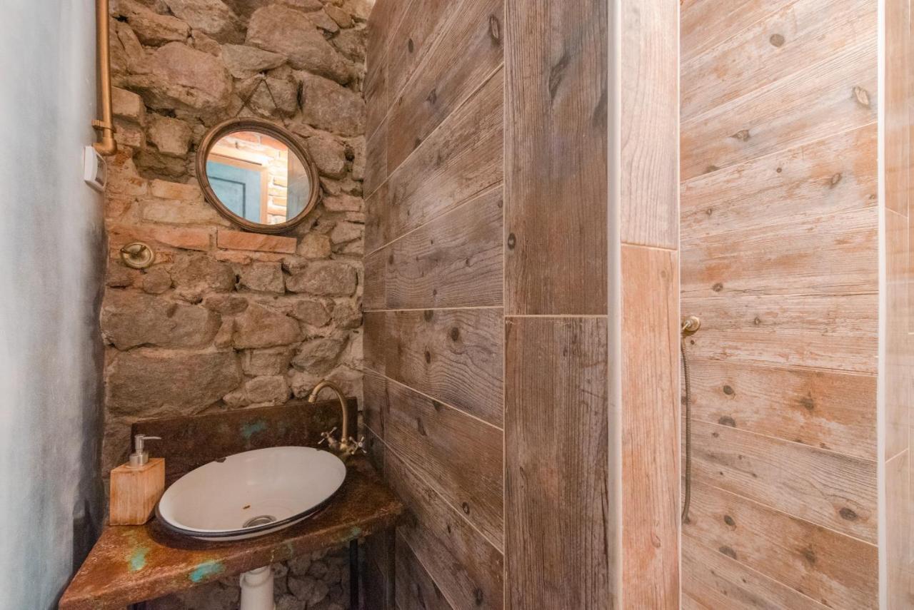 Accommodation At The Zeus Apartment Bratislava Ngoại thất bức ảnh